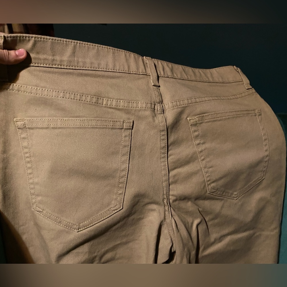 NWOT 36/34 Urban Pipeline Khaki Pants